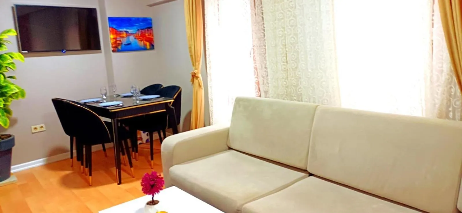 Taksim Pera Suites Istanbul Turkey